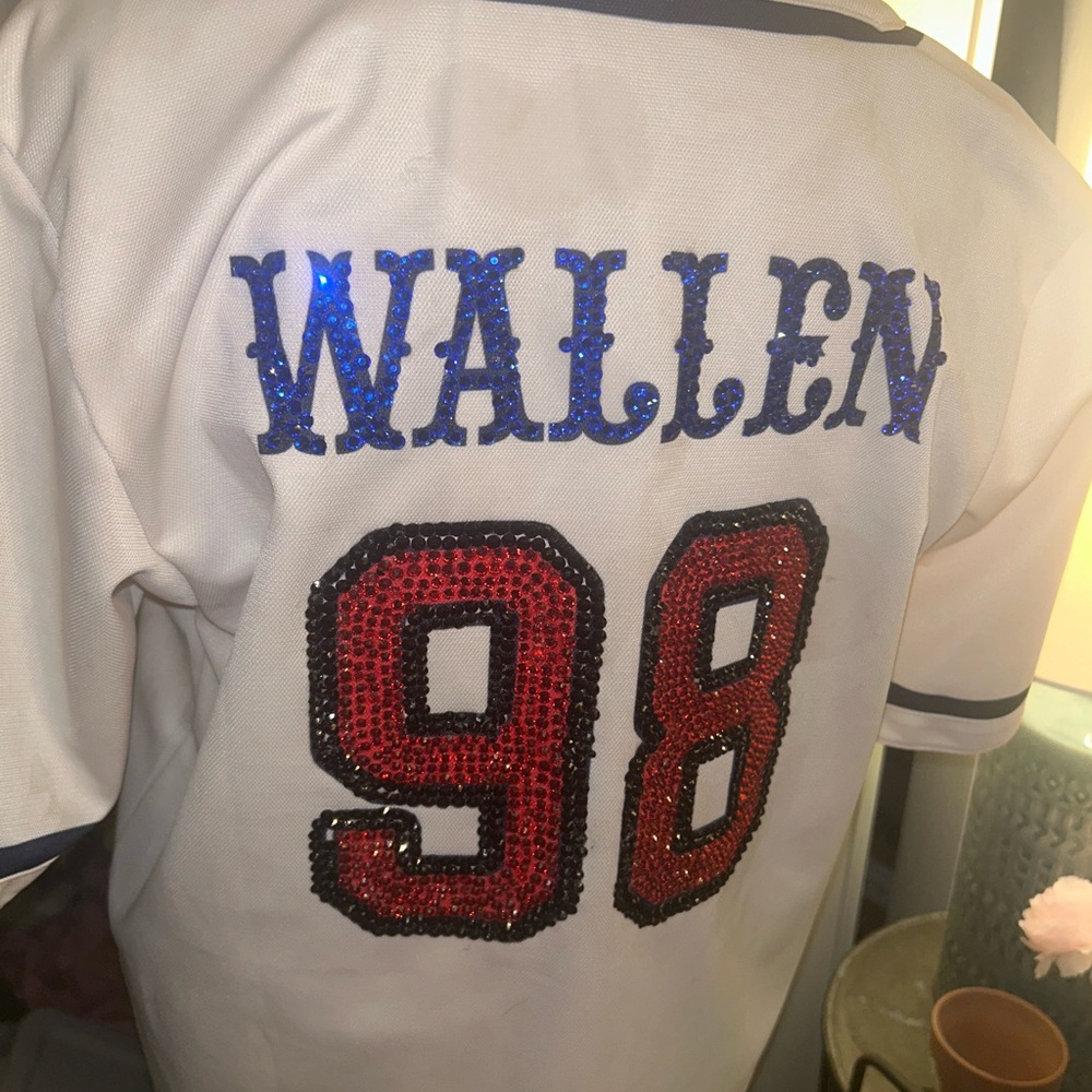 Morgan Wallen White Braves Jersey Wallen 98 - Picture 3 of 8